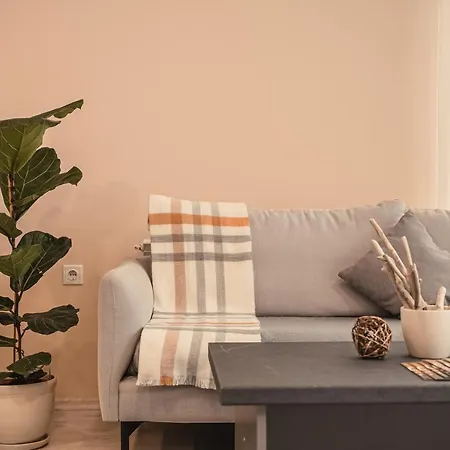Urban 1br With Dedicated Office Space In By Flat Manаger Апартамент Пловдив